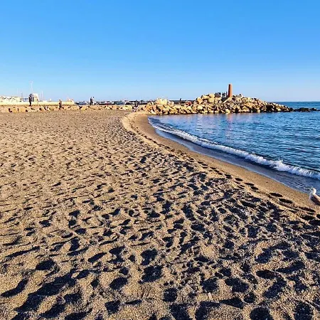 Panorama Caleta דירה